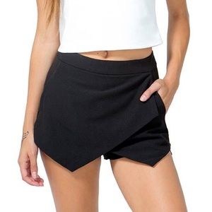 Black & White Envelope Skort - Fits XS-S